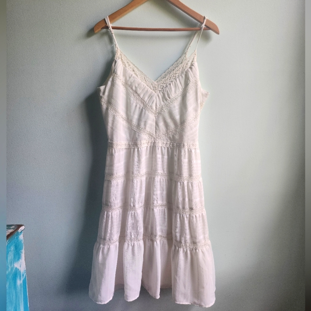 New Women's White Dress size Large